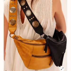 free people fanny pack in cream 🌟